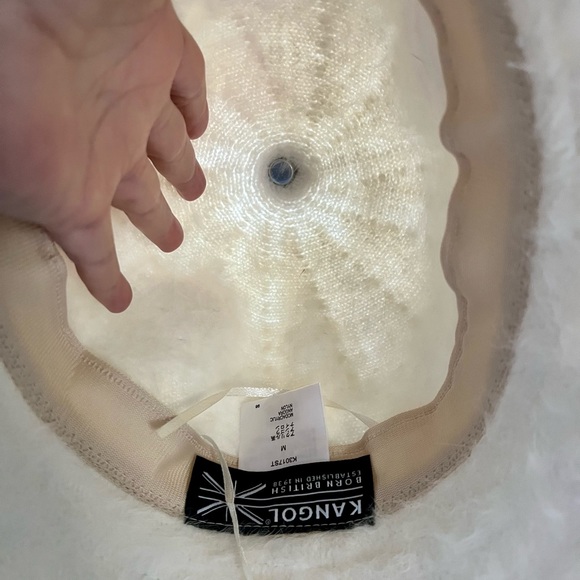 NEW Furgora Bucket Hat by Kangol Ivory Angora Medium - Picture 6 of 7